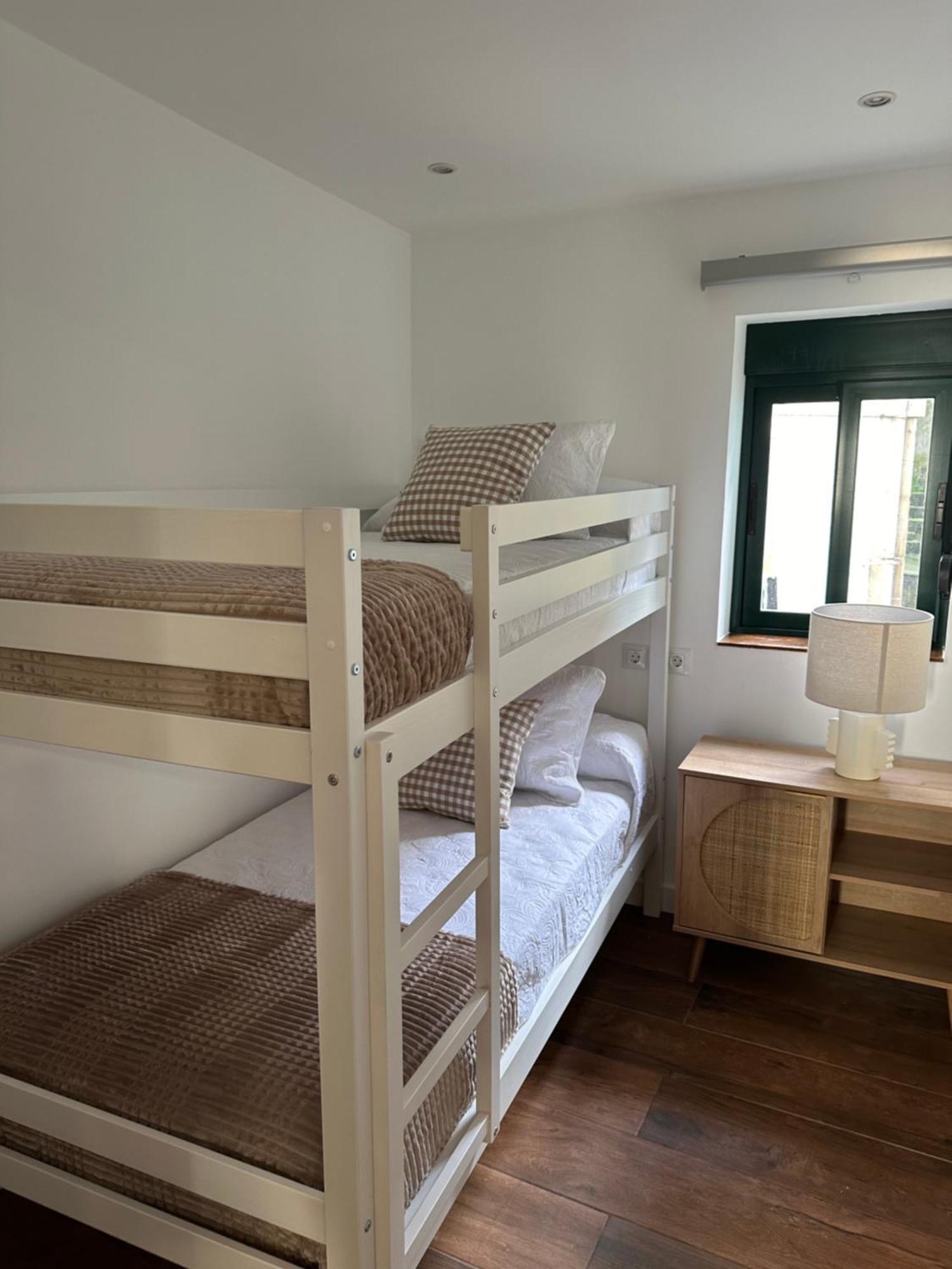 Apartamentos Urbanin I Plaza Ayuntamiento กูดีเยโร ภายนอก รูปภาพ